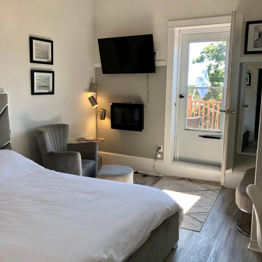 Pleasant Street Inn Parrsboro Екстериор снимка